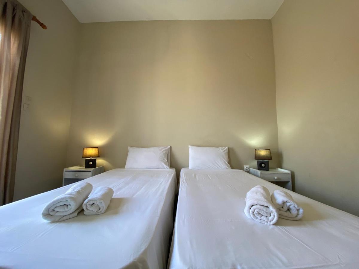 Hotel Pansion Roulis Moraḯtika Exteriér fotografie